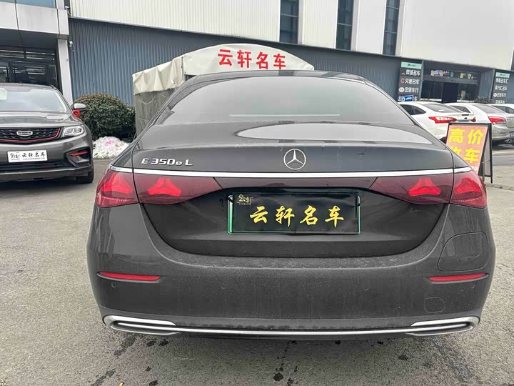 Mercedes-Benz E-Class Hybrid 2024 2024款 E 350 e L 插电式混合动力轿车