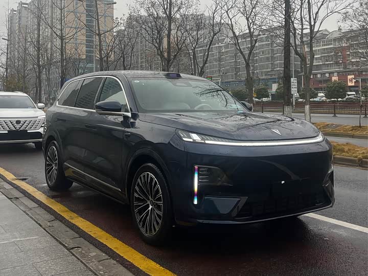 Changan Deepal S09 2025 2025款 四驱Ultra+ 高定版