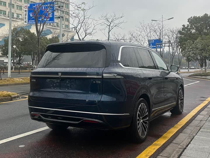 Changan Deepal S09 2025 2025款 四驱Ultra+ 高定版