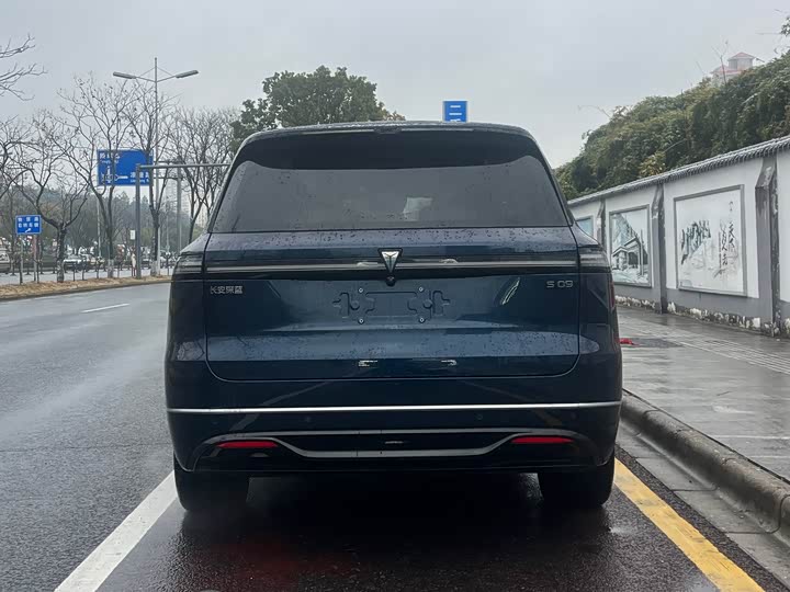 Changan Deepal S09 2025 2025款 四驱Ultra+ 高定版