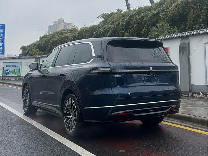 Changan Deepal S09 2025 2025款 四驱Ultra+ 高定版