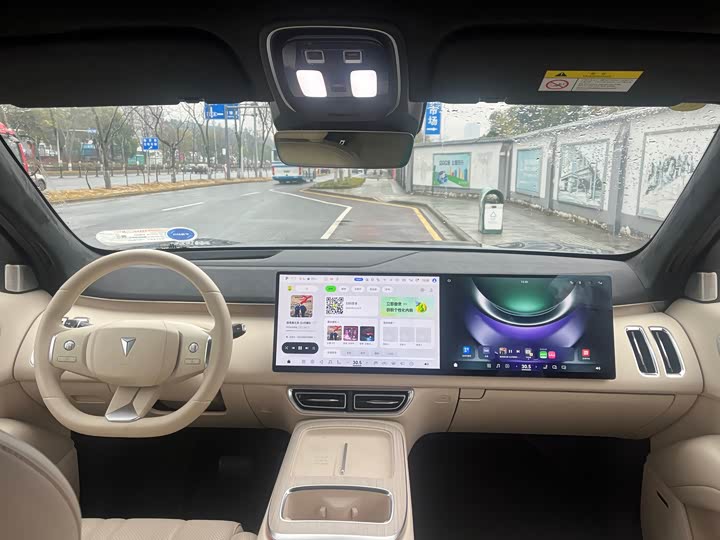 Changan Deepal S09 2025 2025款 四驱Ultra+ 高定版