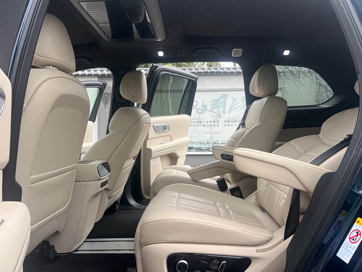 Changan Deepal S09 2025 2025款 四驱Ultra+ 高定版