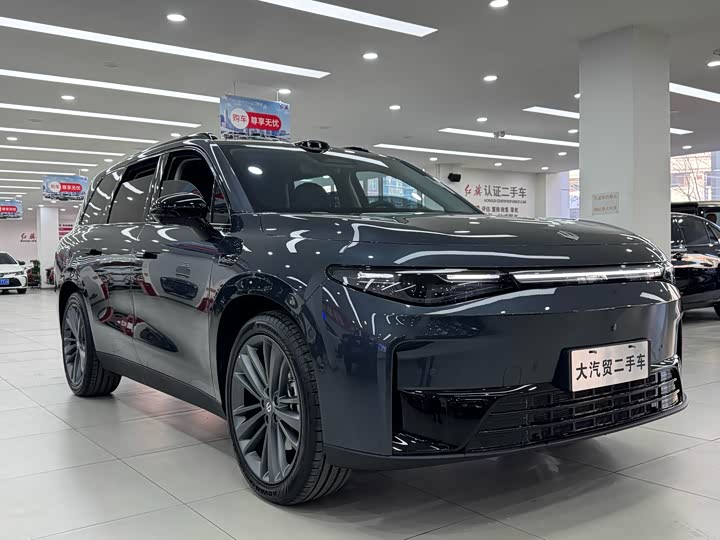 Leapmotor C16 2026 2026款 增程 280激光雷达智尊版 5座