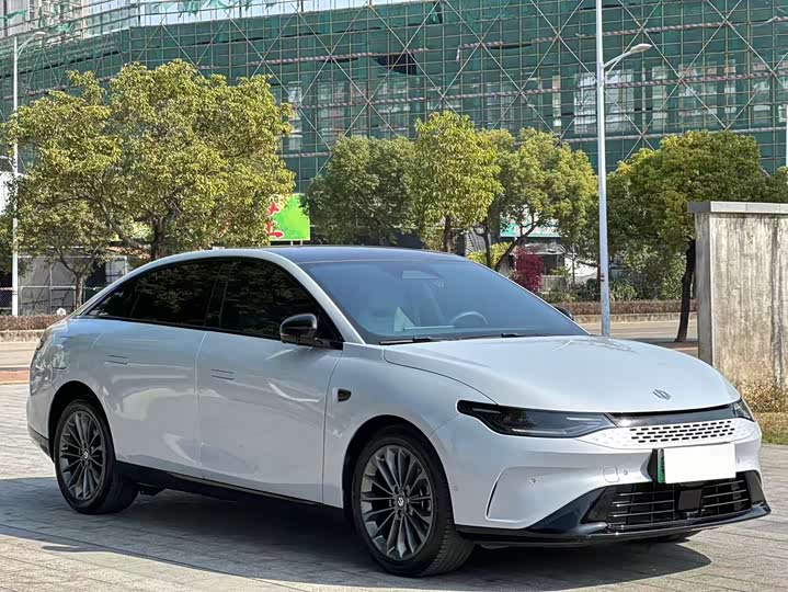 Leapmotor C01 2024 2024款 增程 216尊享版