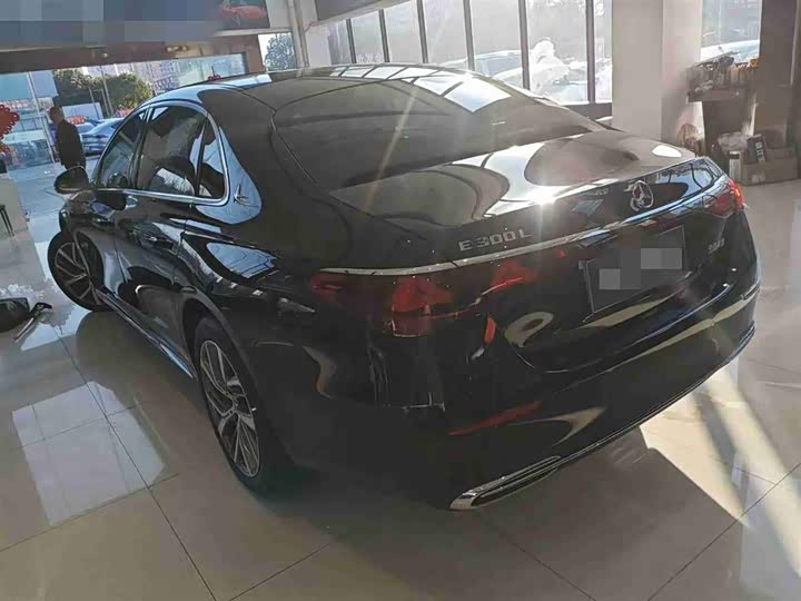 Mercedes-Benz E-Class 2025 2025款 E 300 L 时尚型
