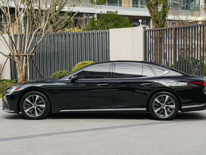 Lexus LS 2021 2021款 500h 卓越版