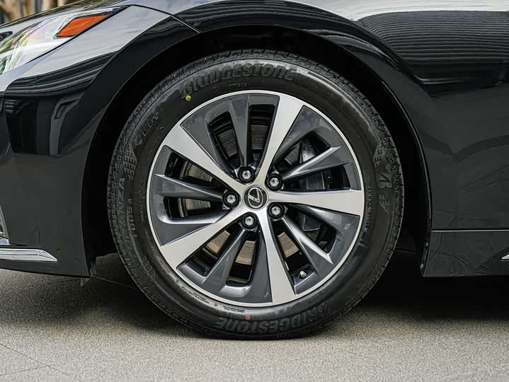 Lexus LS 2021 2021款 500h 卓越版