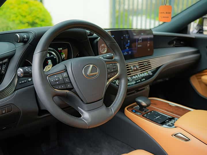Lexus LS 2021 2021款 500h 卓越版