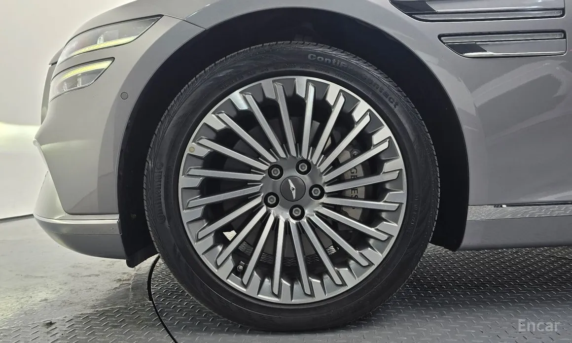 Genesis G80 2021 e-AWD