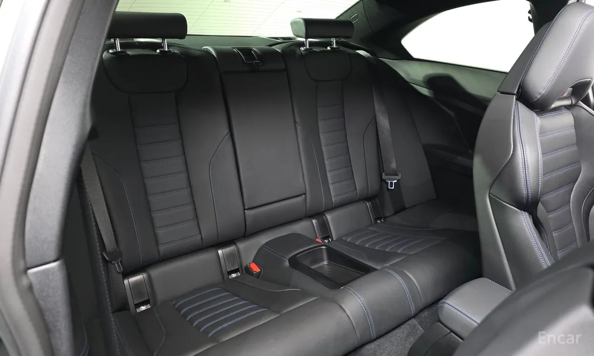 BMW 2 Series 2022 M240i xDrive Coupe