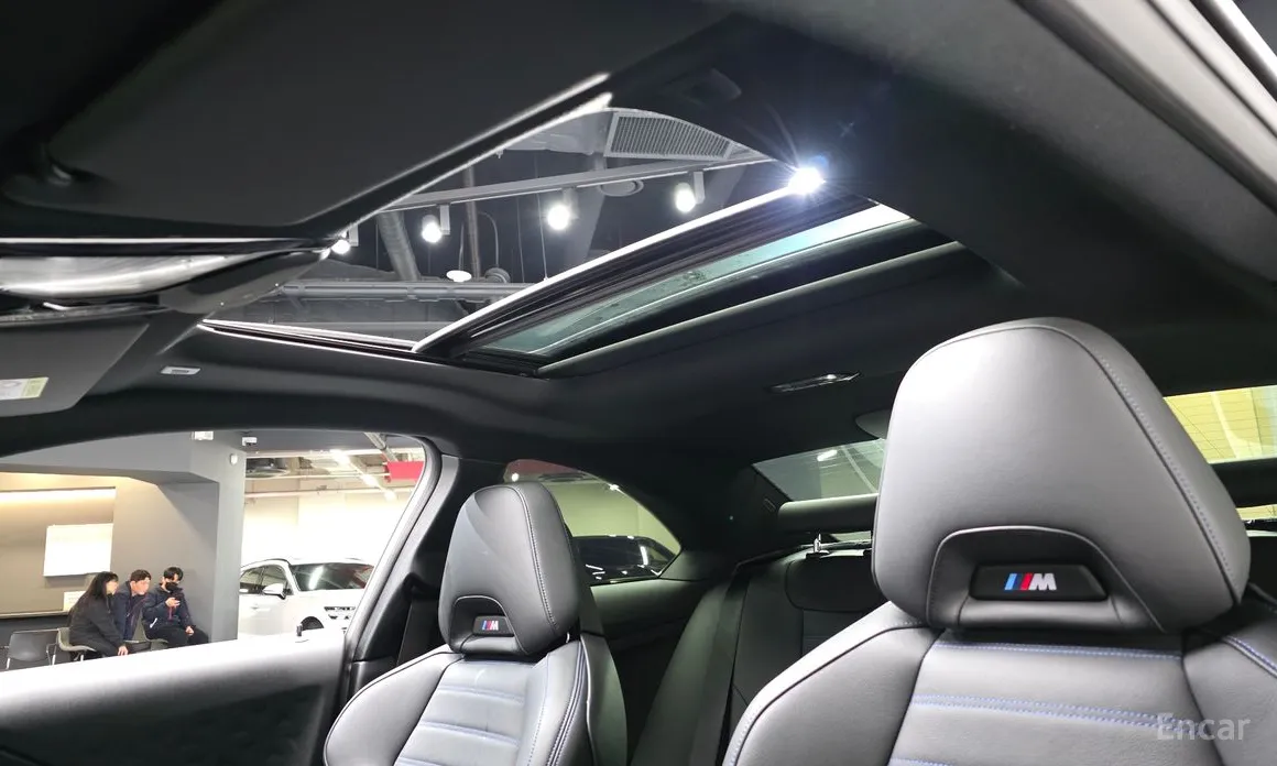 BMW 2 Series 2022 M240i xDrive Coupe