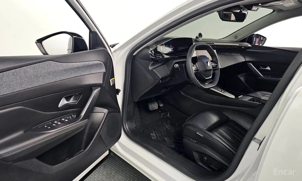 Peugeot 408 2023 1.2 Pure Tech Allure