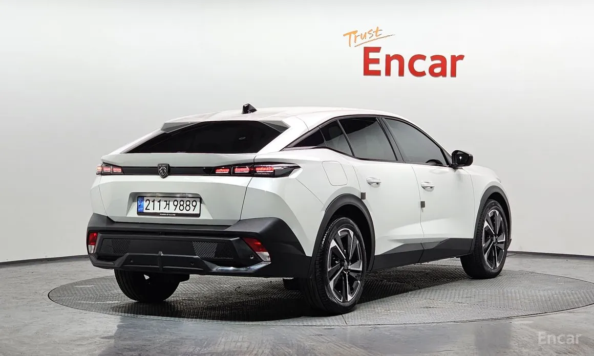 Peugeot 408 2023 1.2 Pure Tech Allure