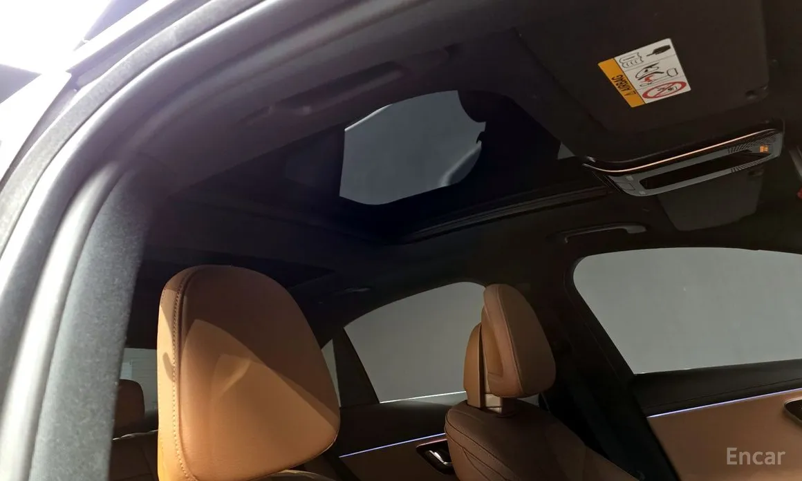 Mercedes-Benz E-Class 2024 E200 Avantgarde