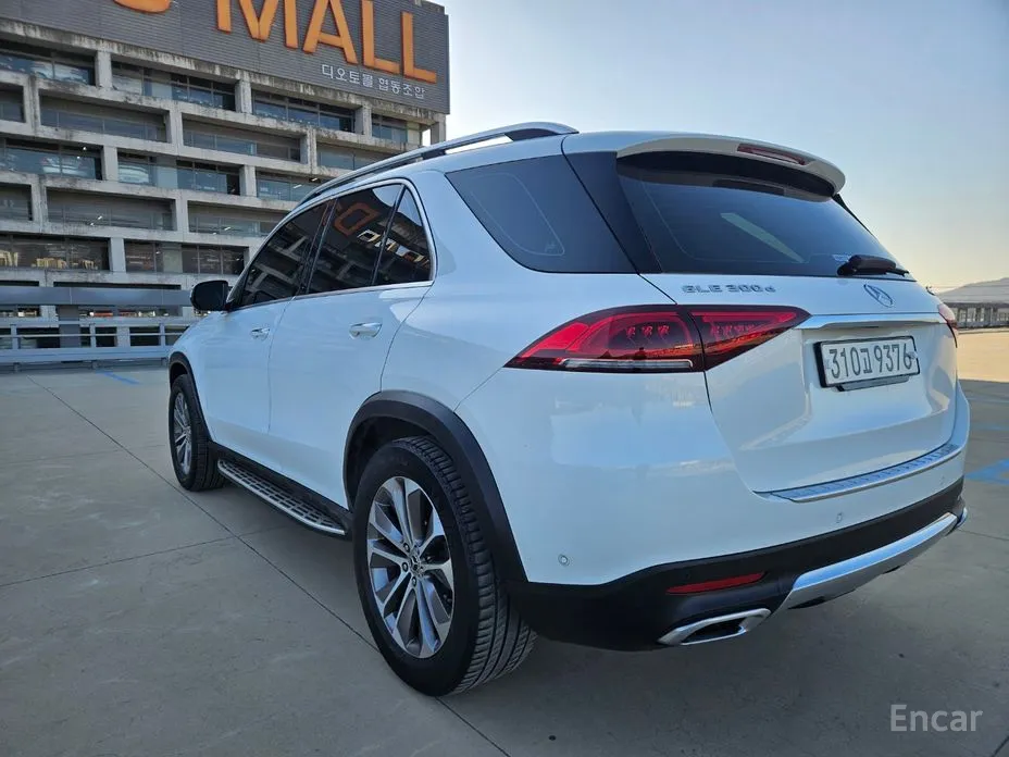 Mercedes-Benz GLE-Class 2019 GLE300d 4MATIC