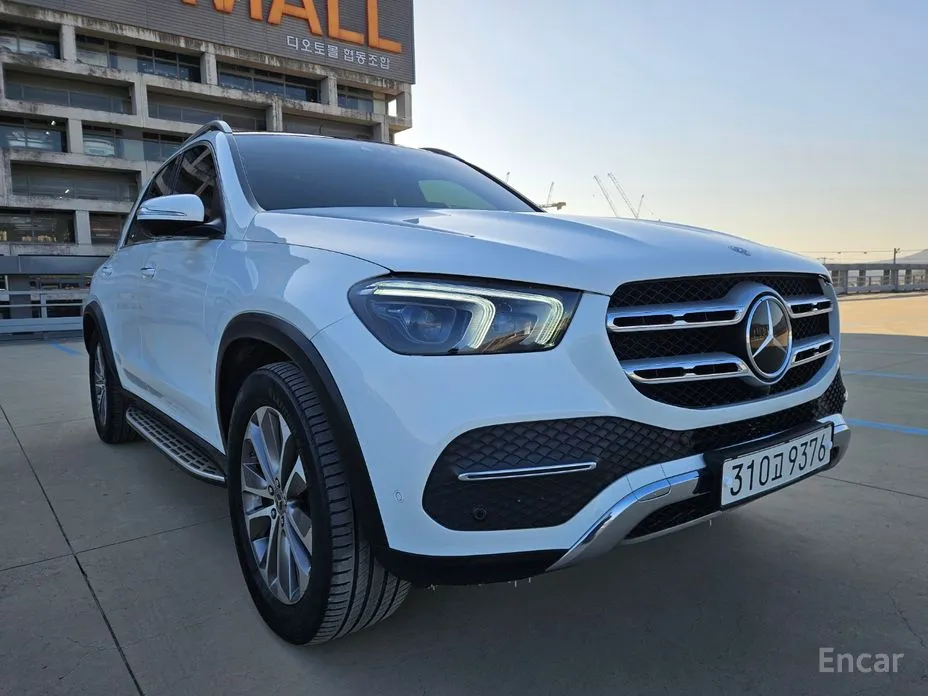 Mercedes-Benz GLE-Class 2019 GLE300d 4MATIC