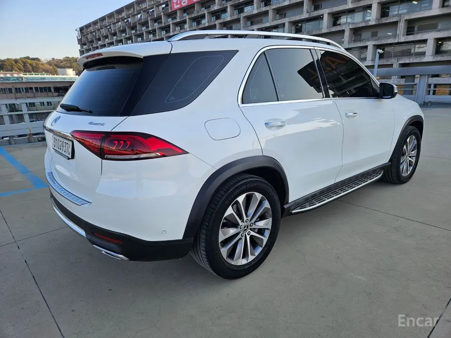 Mercedes-Benz GLE-Class 2019 GLE300d 4MATIC