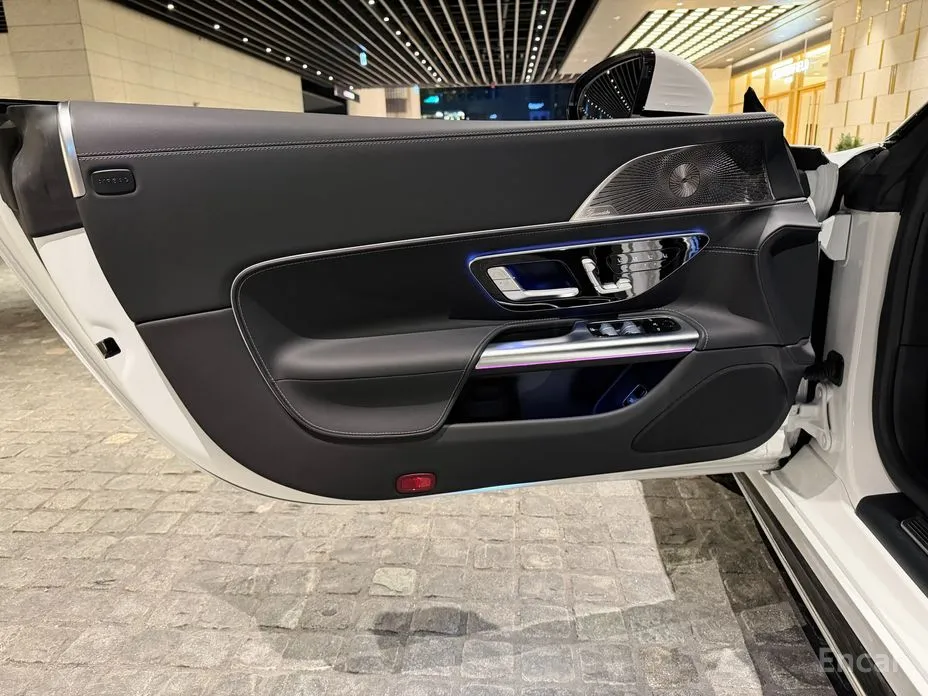 Mercedes-Benz SL-Class 2023 AMG SL63 4MATIC+