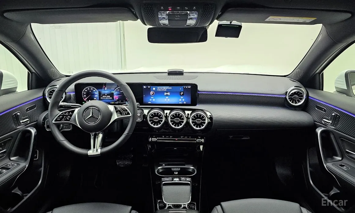 Mercedes-Benz A-Class 2019 A220 Sedan