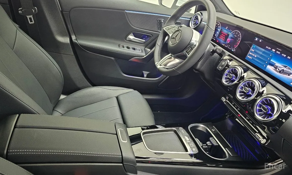 Mercedes-Benz A-Class 2019 A220 Sedan