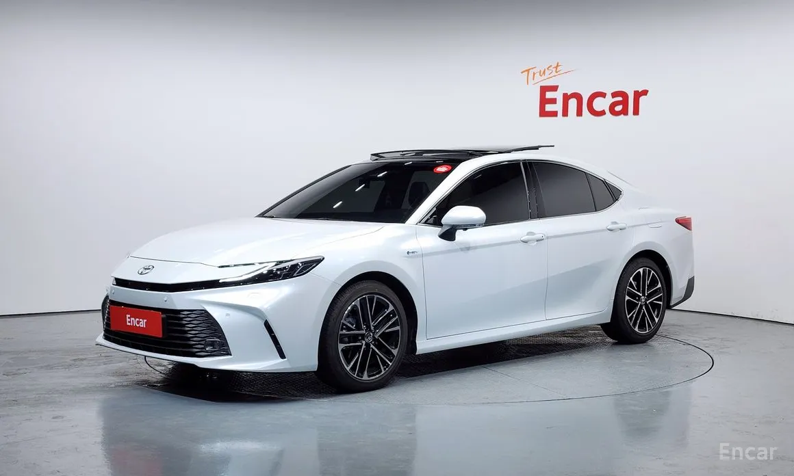 Toyota Camry 2024 2.5 XLE Premium Hybrid