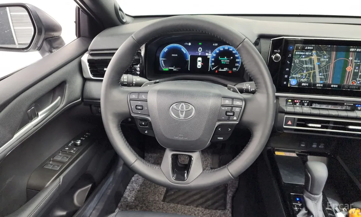 Toyota Camry 2024 2.5 XLE Premium Hybrid