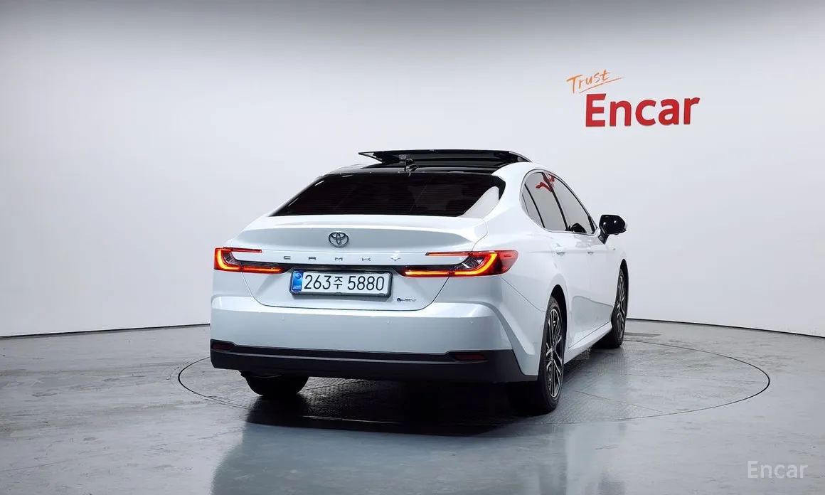 Toyota Camry 2024 2.5 XLE Premium Hybrid