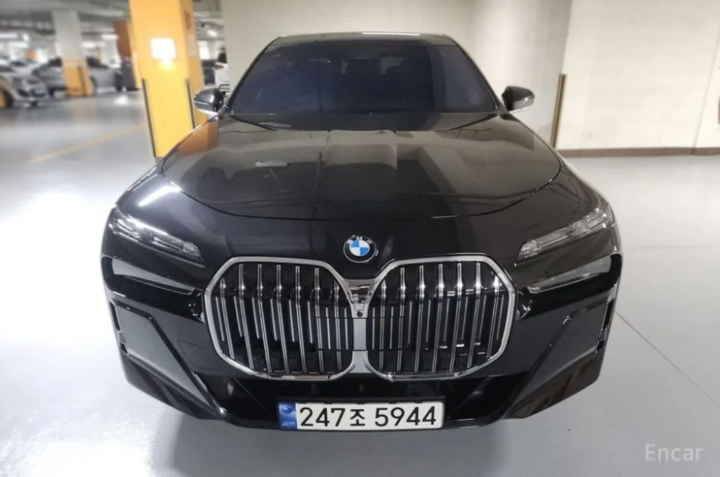 BMW 7 Series 2022 740d xDrive M Sport
