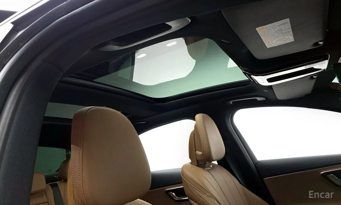 Mercedes-Benz E-Class 2024 E200 Avantgarde Limited