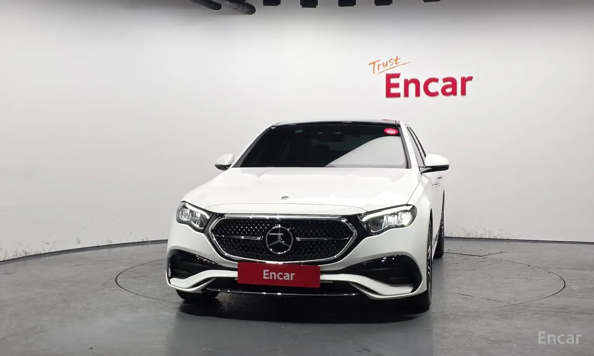 Mercedes-Benz E-Class 2024 E200 Avantgarde Limited