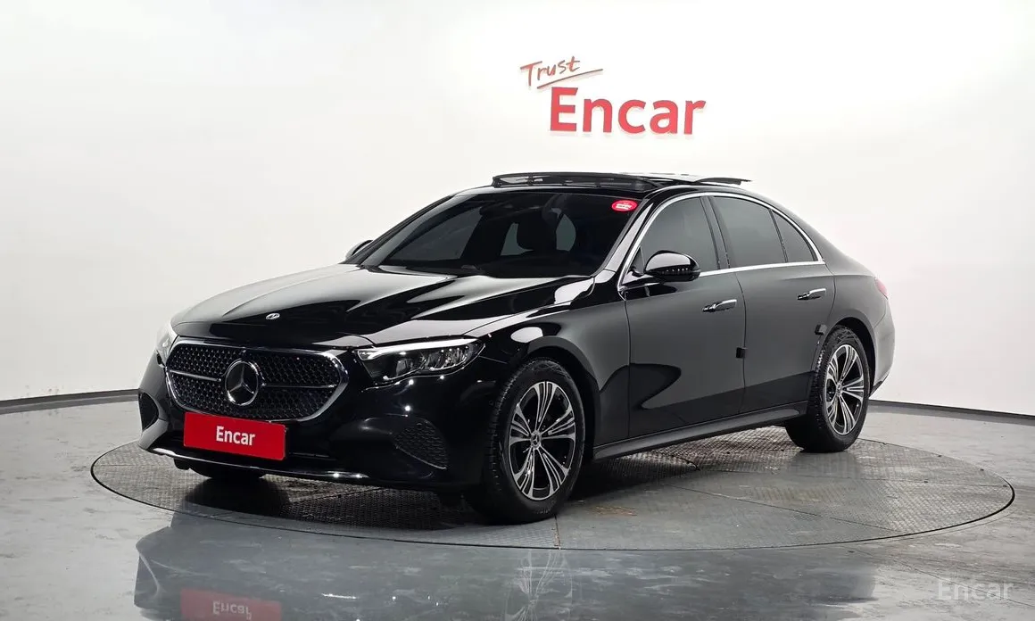 Mercedes-Benz E-Class 2024 E200 Avantgarde
