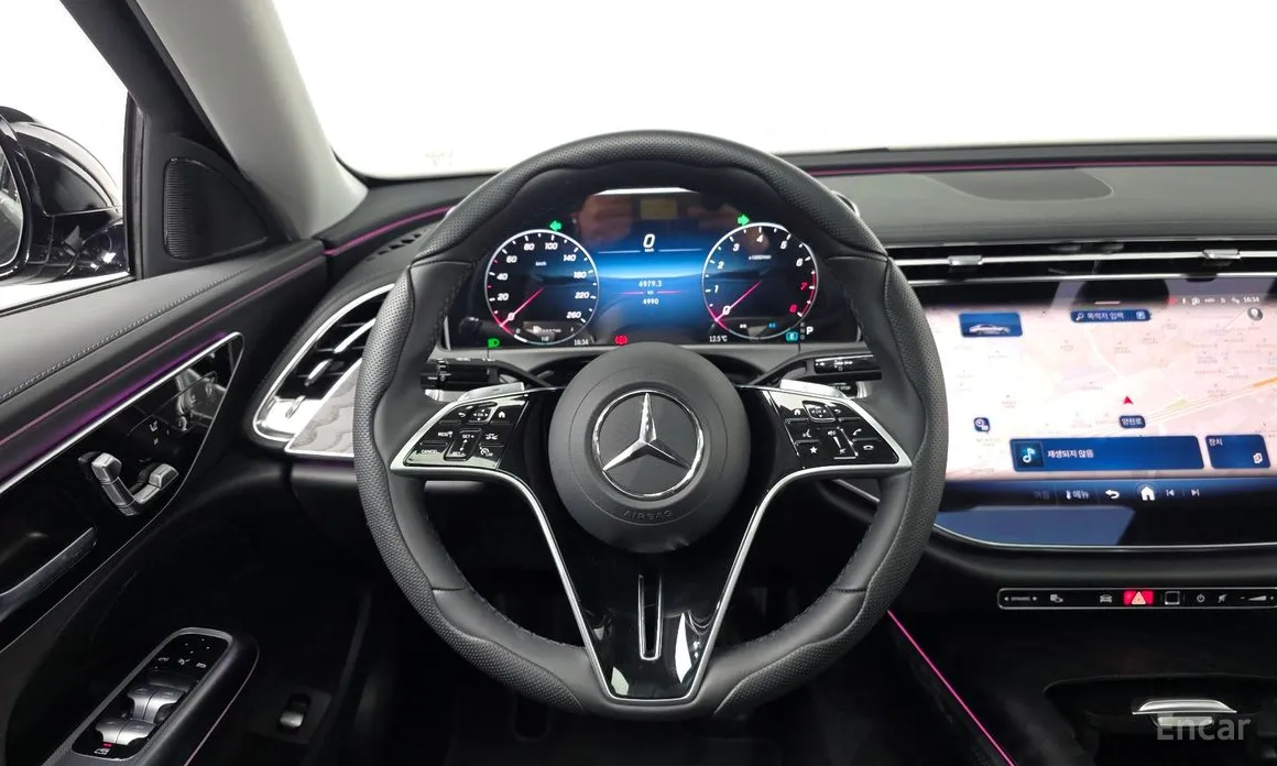 Mercedes-Benz E-Class 2024 E200 Avantgarde