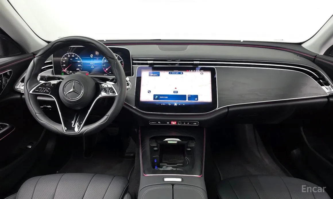 Mercedes-Benz E-Class 2024 E200 Avantgarde