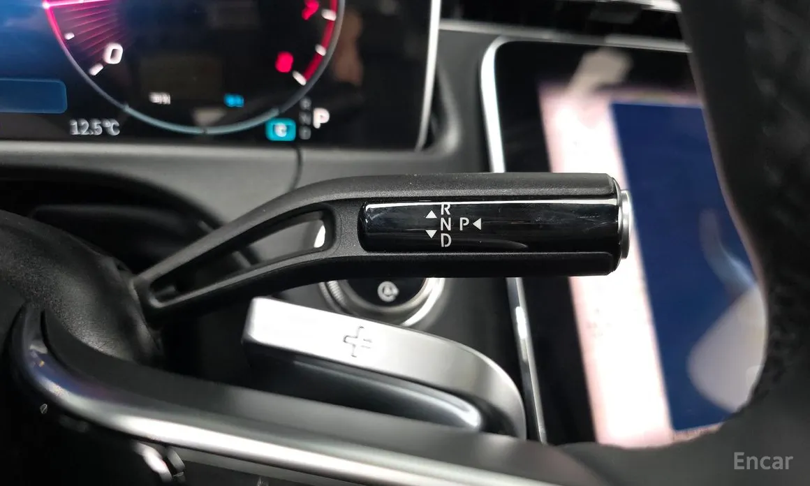 Mercedes-Benz E-Class 2024 E200 Avantgarde