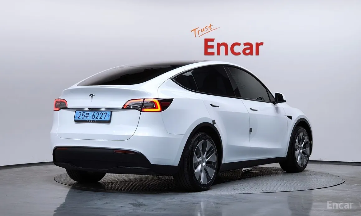 Tesla Model Y 2020 RWD