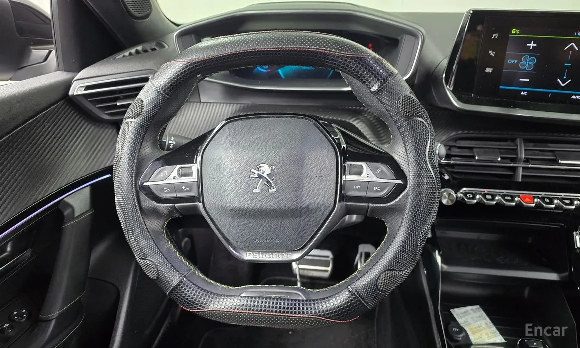 Peugeot 2008 2020 EV GT