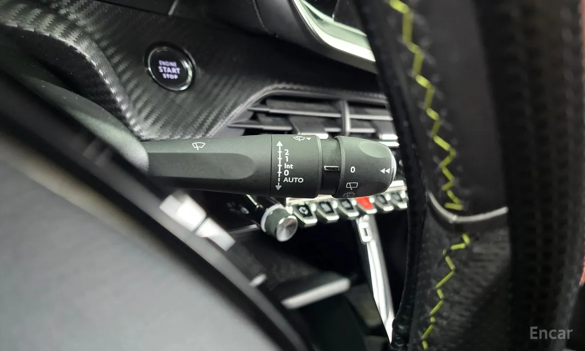 Peugeot 2008 2020 EV GT