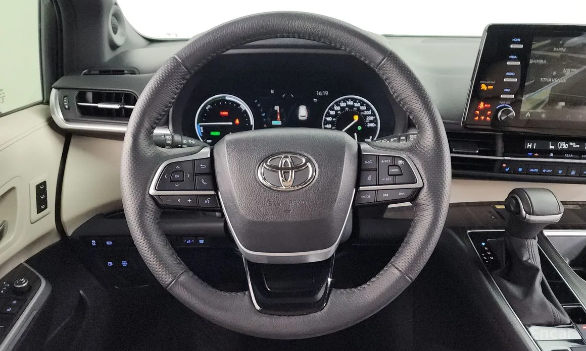 Toyota Sienna 2020 2.5 Hybrid 2WD