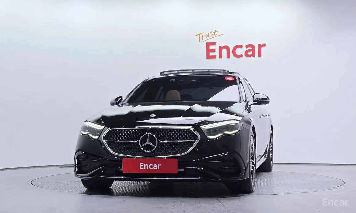 Mercedes-Benz E-Class 2024 E300 4MATIC AMG Line