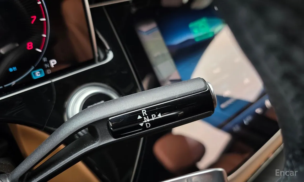 Mercedes-Benz E-Class 2024 E300 4MATIC AMG Line