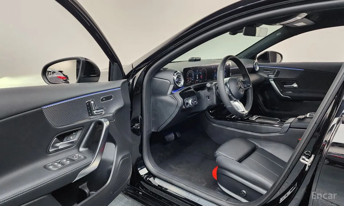 Mercedes-Benz A-Class 2019 A220 Hatchback