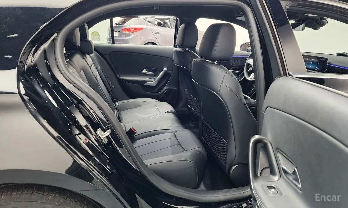 Mercedes-Benz A-Class 2019 A220 Hatchback