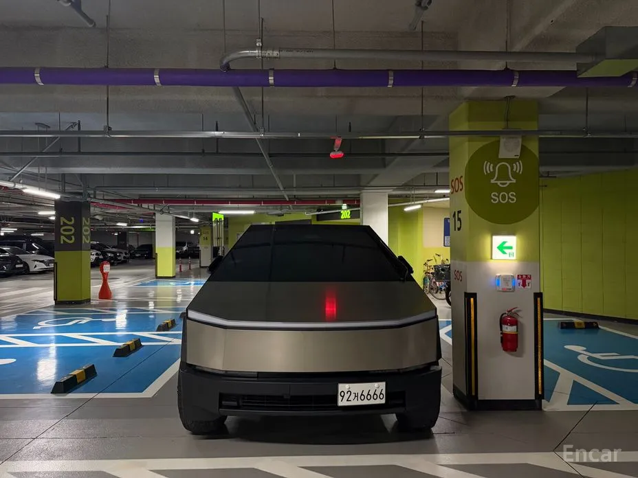 Tesla Cybertruck 2023 Cyberbeast