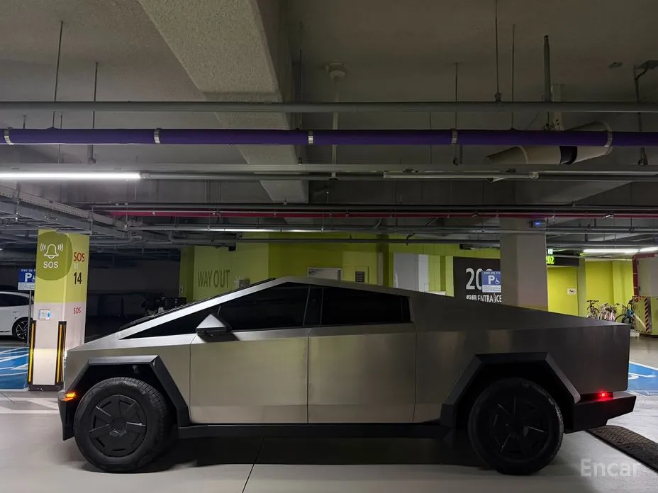 Tesla Cybertruck 2023 Cyberbeast