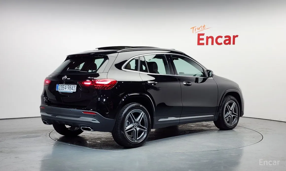 Mercedes-Benz GLA-Class 2020 GLA250 4MATIC