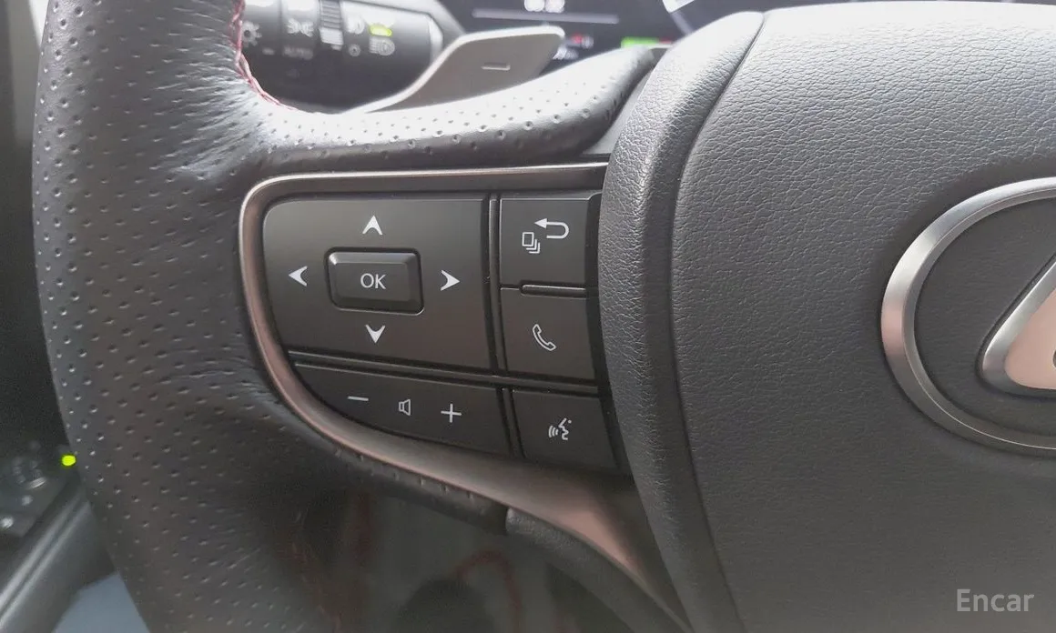 Lexus UX 2024 2.0 F-Sport 2WD