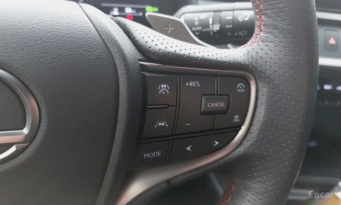 Lexus UX 2024 2.0 F-Sport 2WD