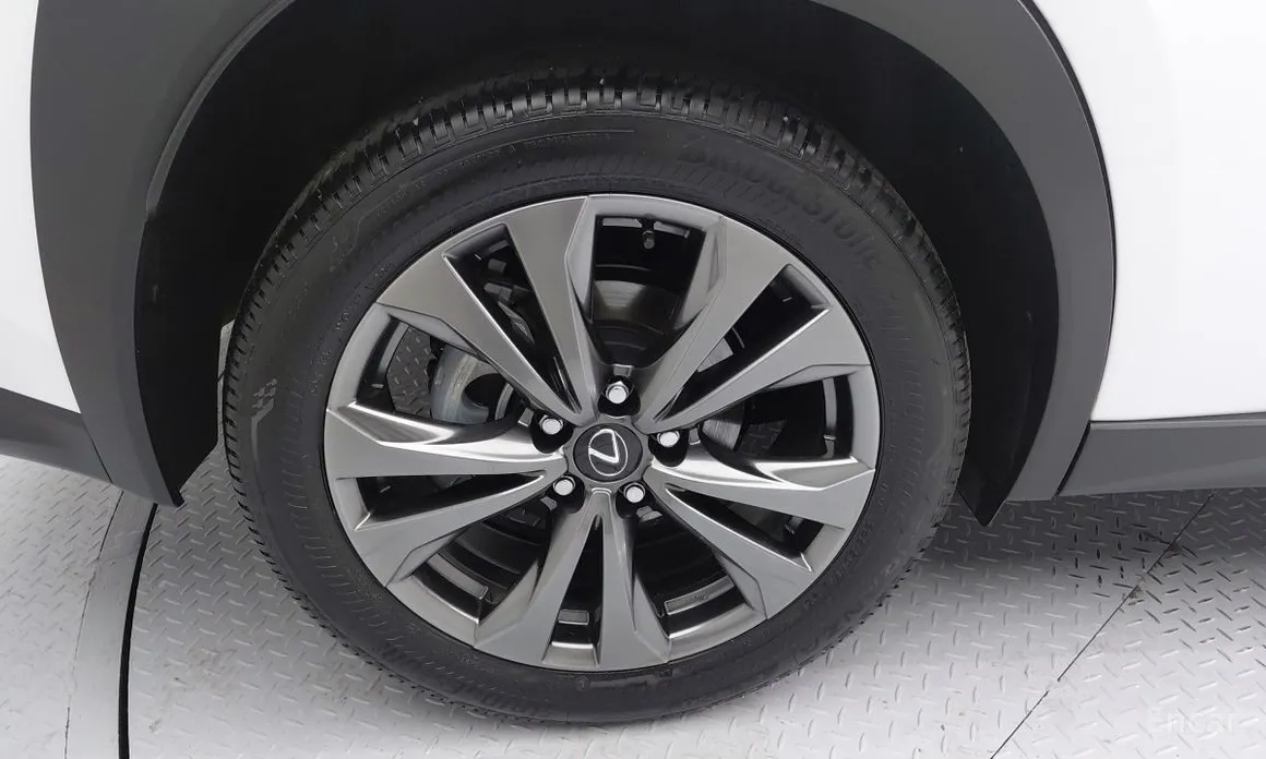 Lexus UX 2024 2.0 F-Sport 2WD