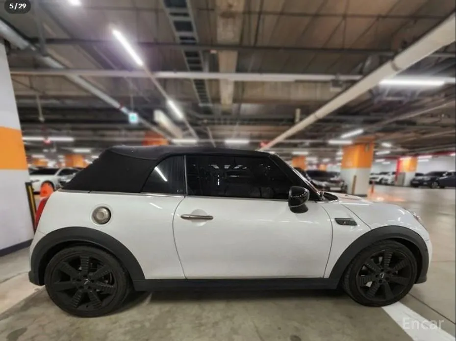 Mini Cooper Convertible 2001 Resolute Edition